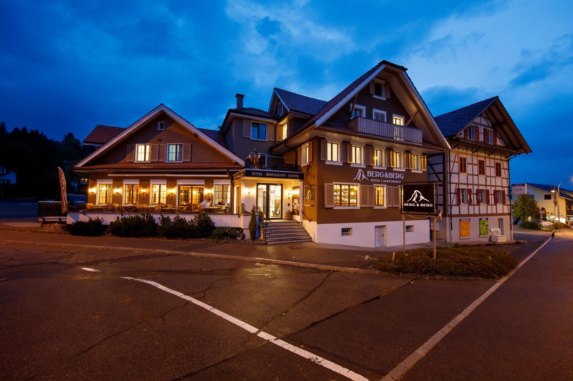 Welcome Hotel - Hellbuehl Self-Check-In Eksteriør billede